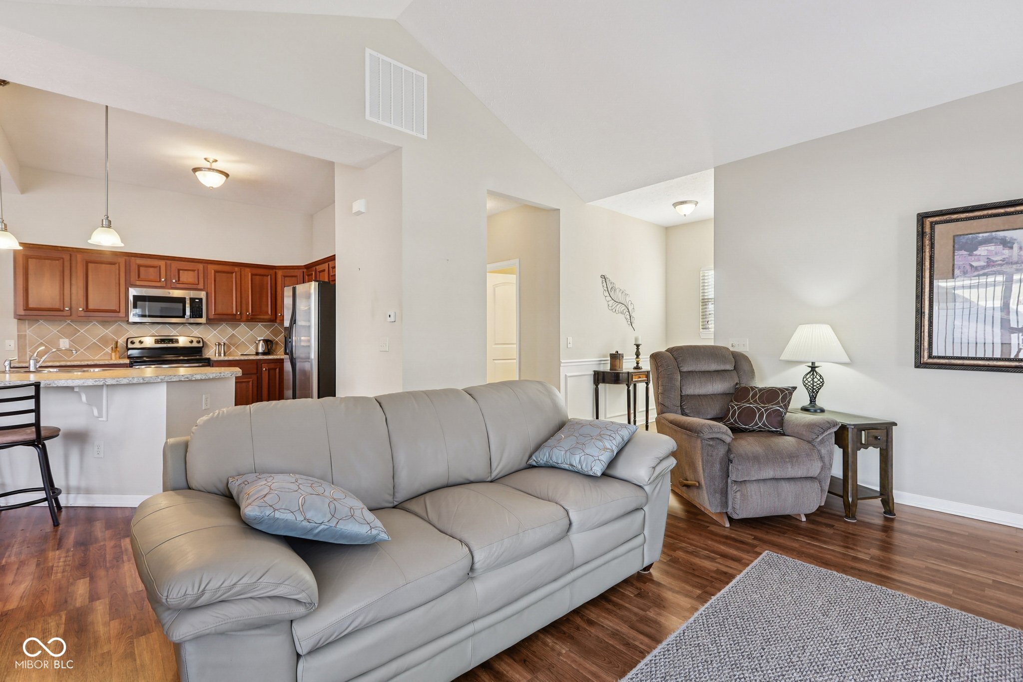 1091 Distinctive Way Greenfield, IN 46140 - Photo 7 of 31