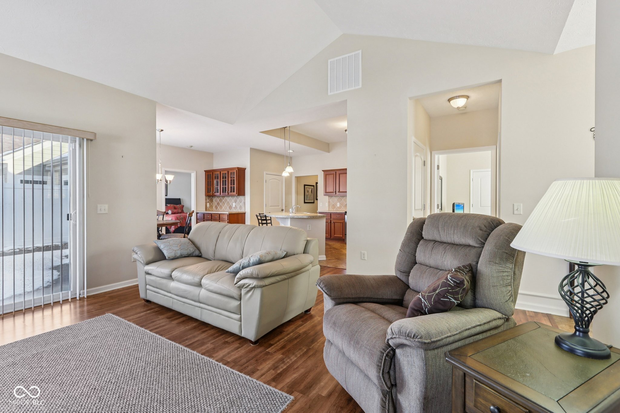 1091 Distinctive Way Greenfield, IN 46140 - Photo 8 of 31