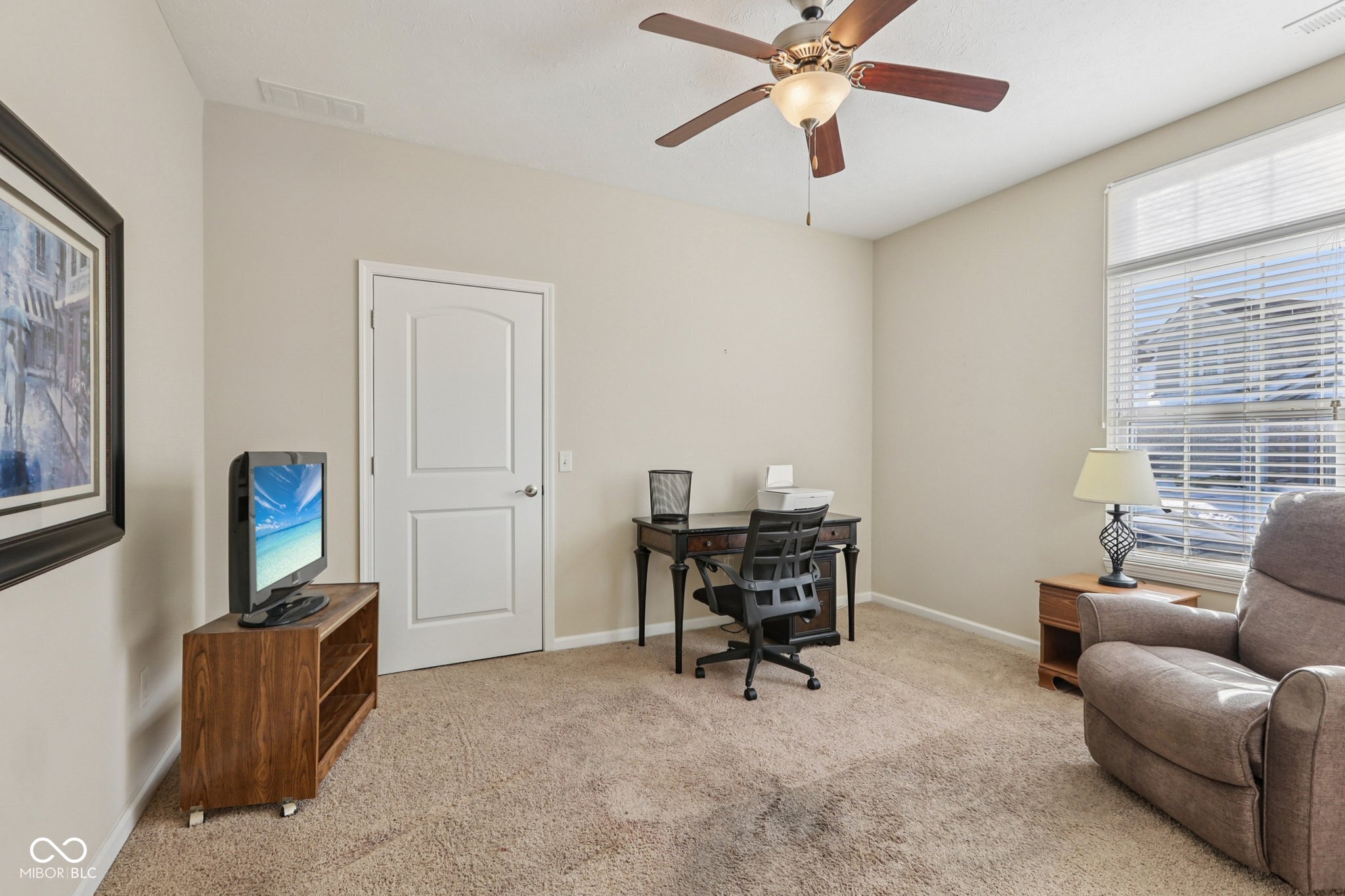 1091 Distinctive Way Greenfield, IN 46140 - Photo 9 of 31