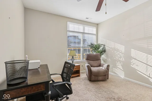 $275,000 | 1091 Distinctive Way, Greenfield, IN 46140