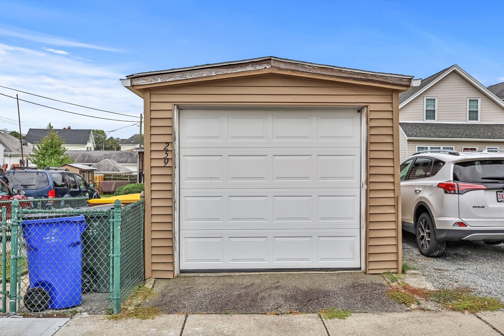259 Baird Street Fall River, MA 02721 - Photo 29 of 42