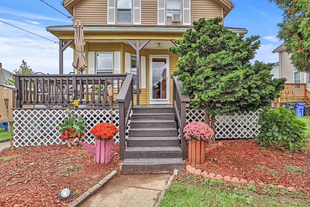 259 Baird Street Fall River, MA 02721 - Photo 4 of 42