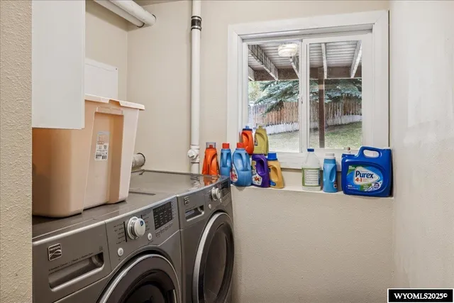 $413,000 | 206 Jared Lane, Evanston, WY 82930