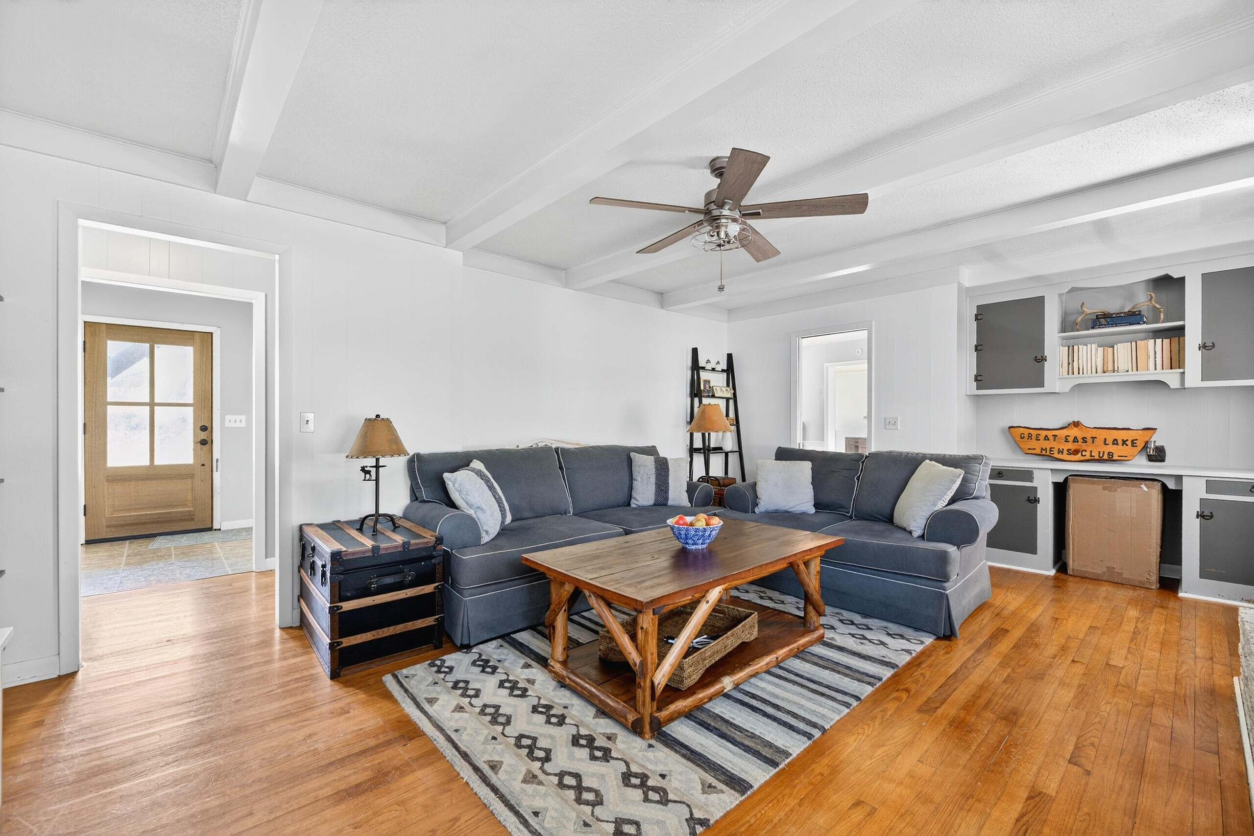 294 Nates Store Road Cameron, SC 29030 - Photo 7 of 43 Family Room with Hardwood Floors