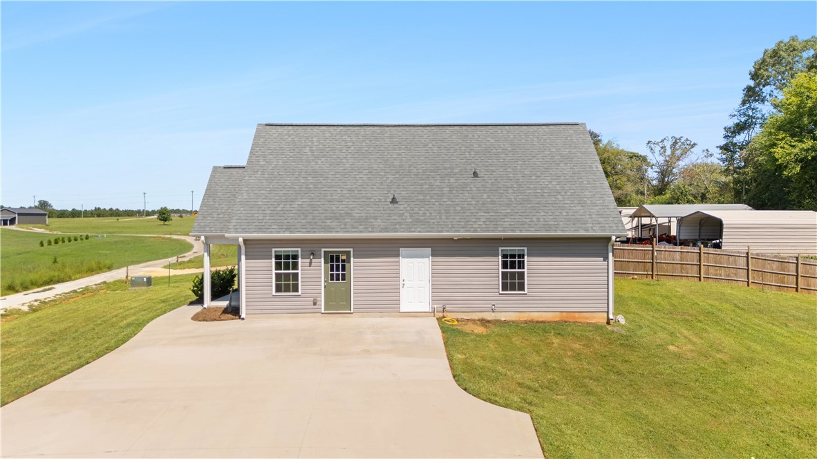 381 Deer Farm Fair Play, SC 29643 - Photo 36 of 44