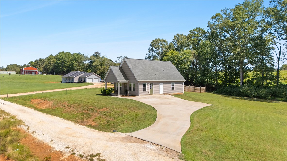 381 Deer Farm Fair Play, SC 29643 - Photo 4 of 44