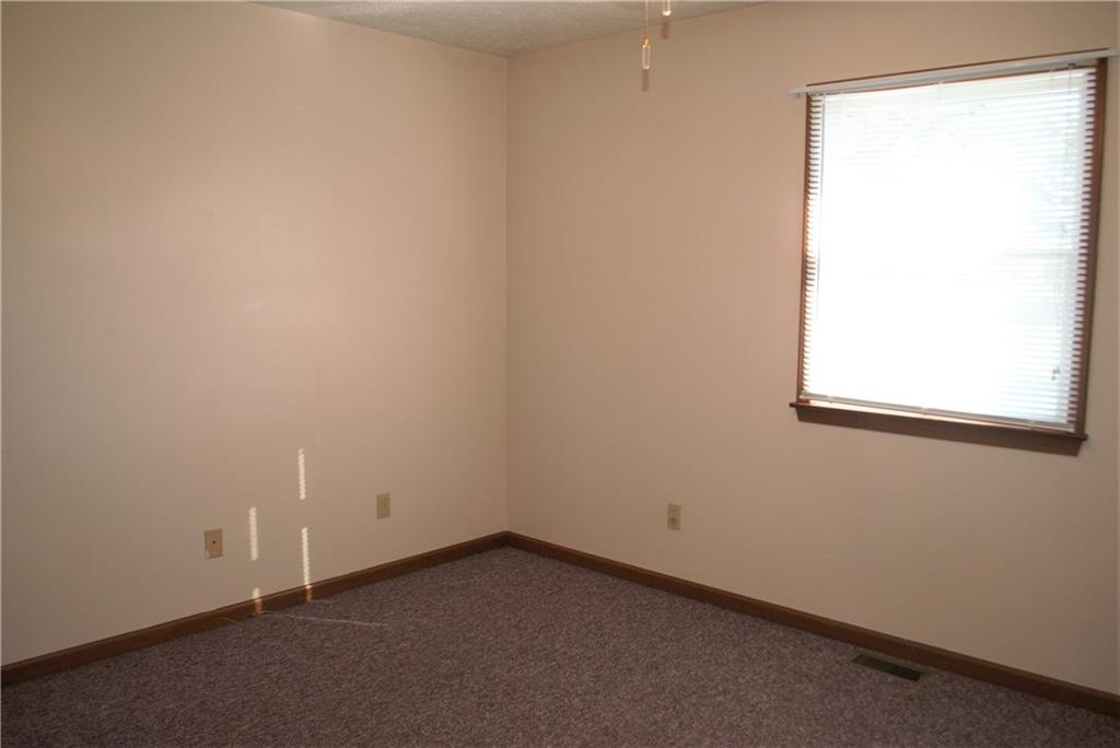 5421-5425 West Division Road Tipton, IN 46072 - Photo 8 of 13 Gallery Image 8