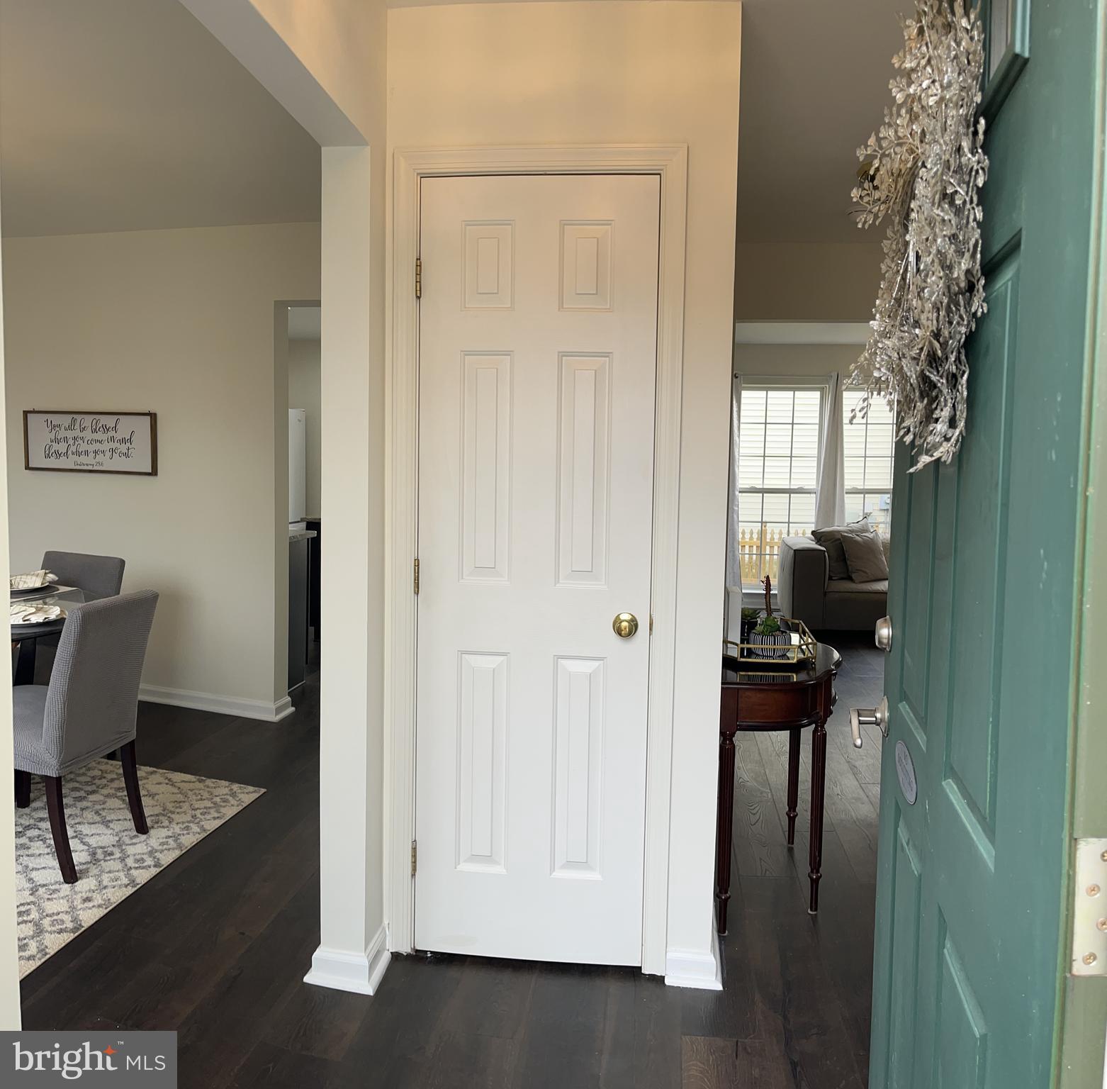 14660 Red House Road Gainesville, VA 20155 - Photo 3 of 64 Traditional colonial entrance