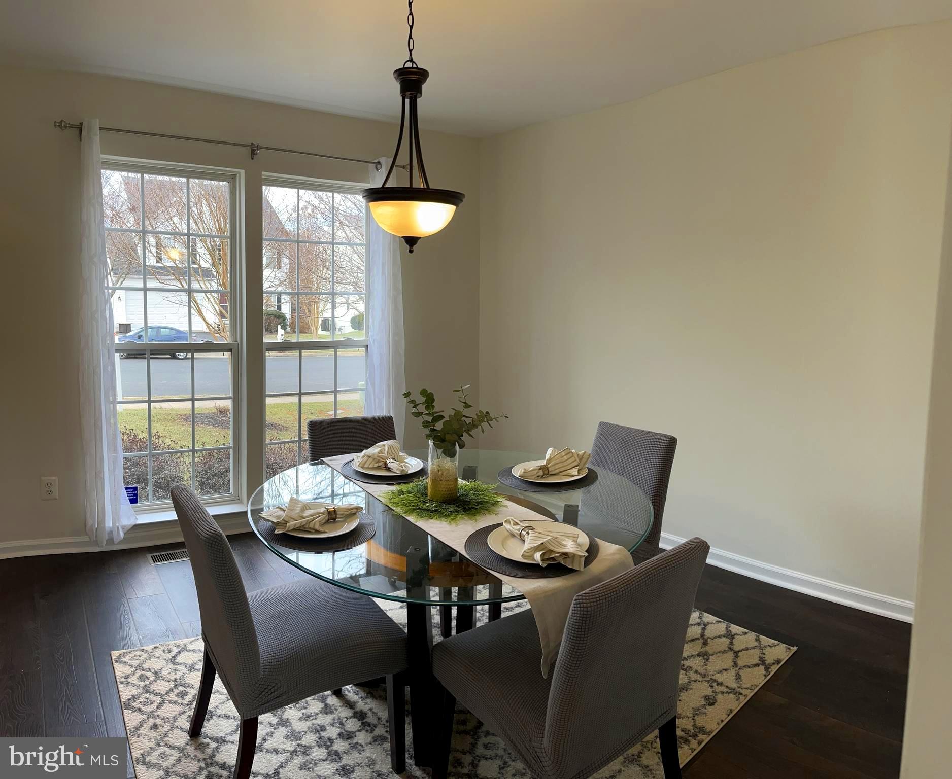 14660 Red House Road Gainesville, VA 20155 - Photo 6 of 64 Floor to ceiling windows let the sun shine in!