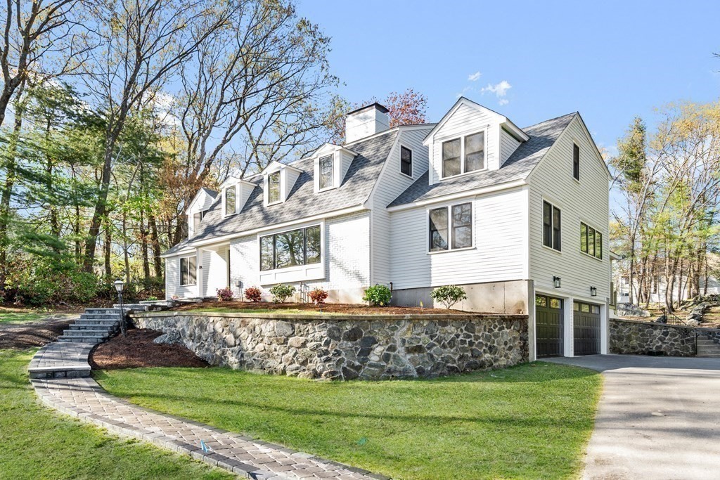 46 Bradyll Road Weston, MA 02493 - Photo 2 of 34