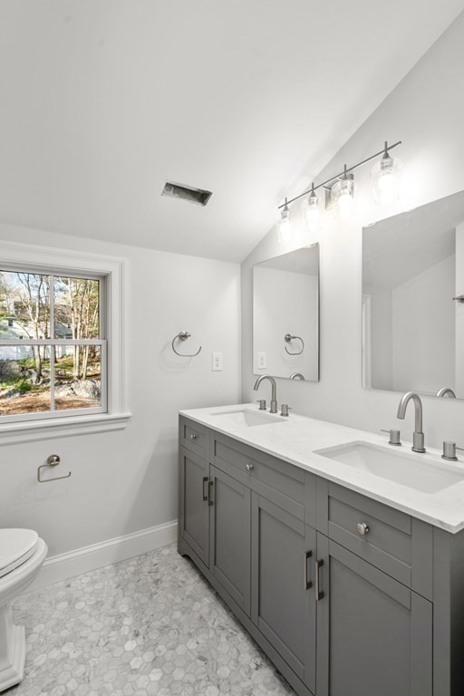 46 Bradyll Road Weston, MA 02493 - Photo 27 of 34