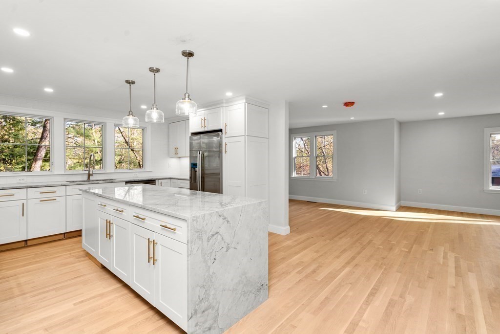 46 Bradyll Road Weston, MA 02493 - Photo 10 of 34