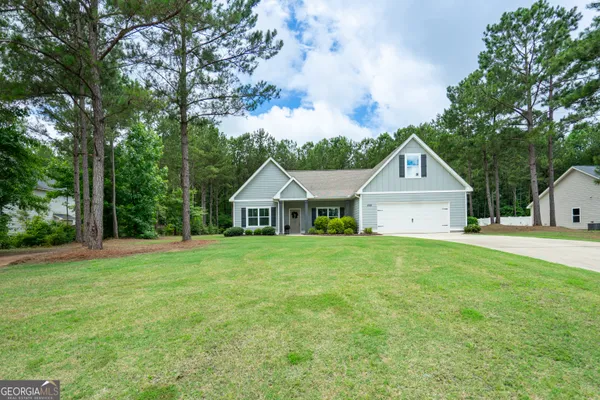 $369,900 | 200 Fenwick Farms Drive, LaGrange, GA 30241