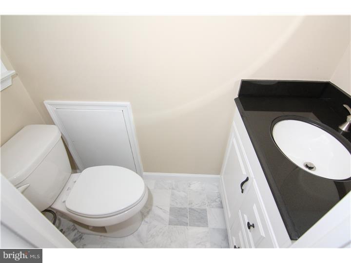 1371 Green Road Abington, PA 19001 - Photo 14 of 17 Master Bathroom
