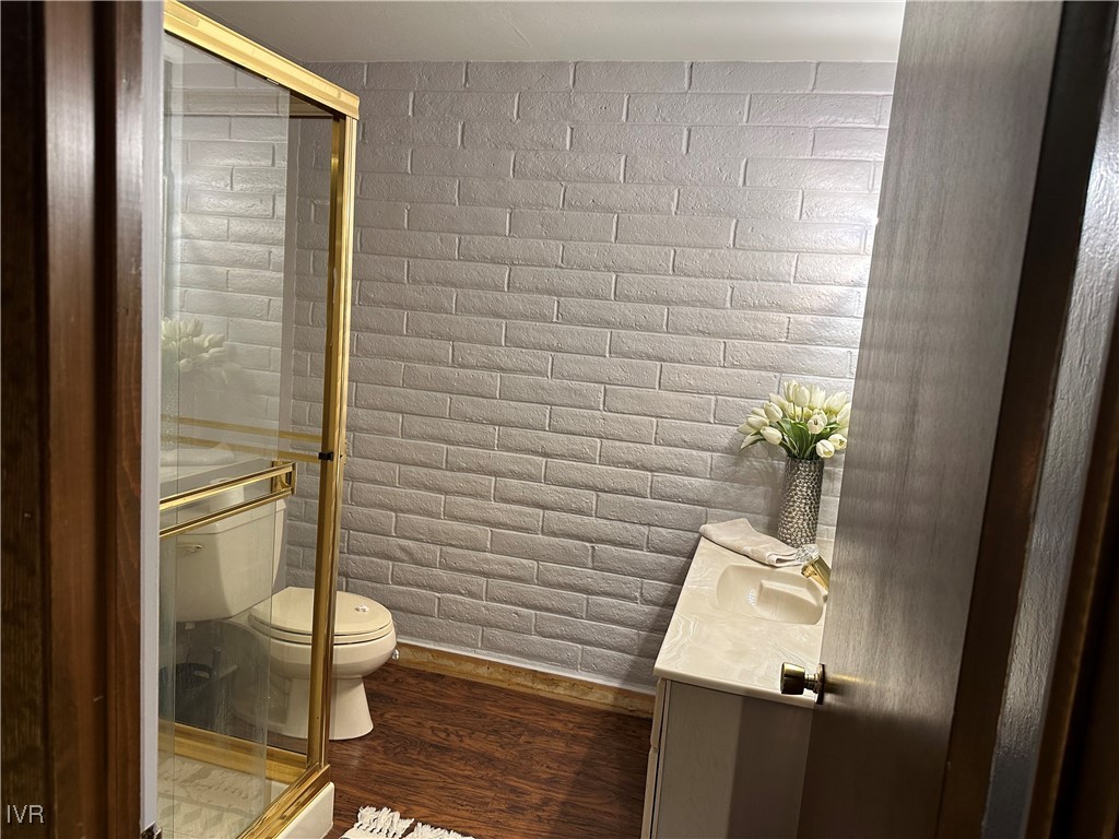 120 Country Club Drive, Unit 2 Incline Village, NV 89451 - Photo 20 of 24 a bathroom with a toilet and a shower
