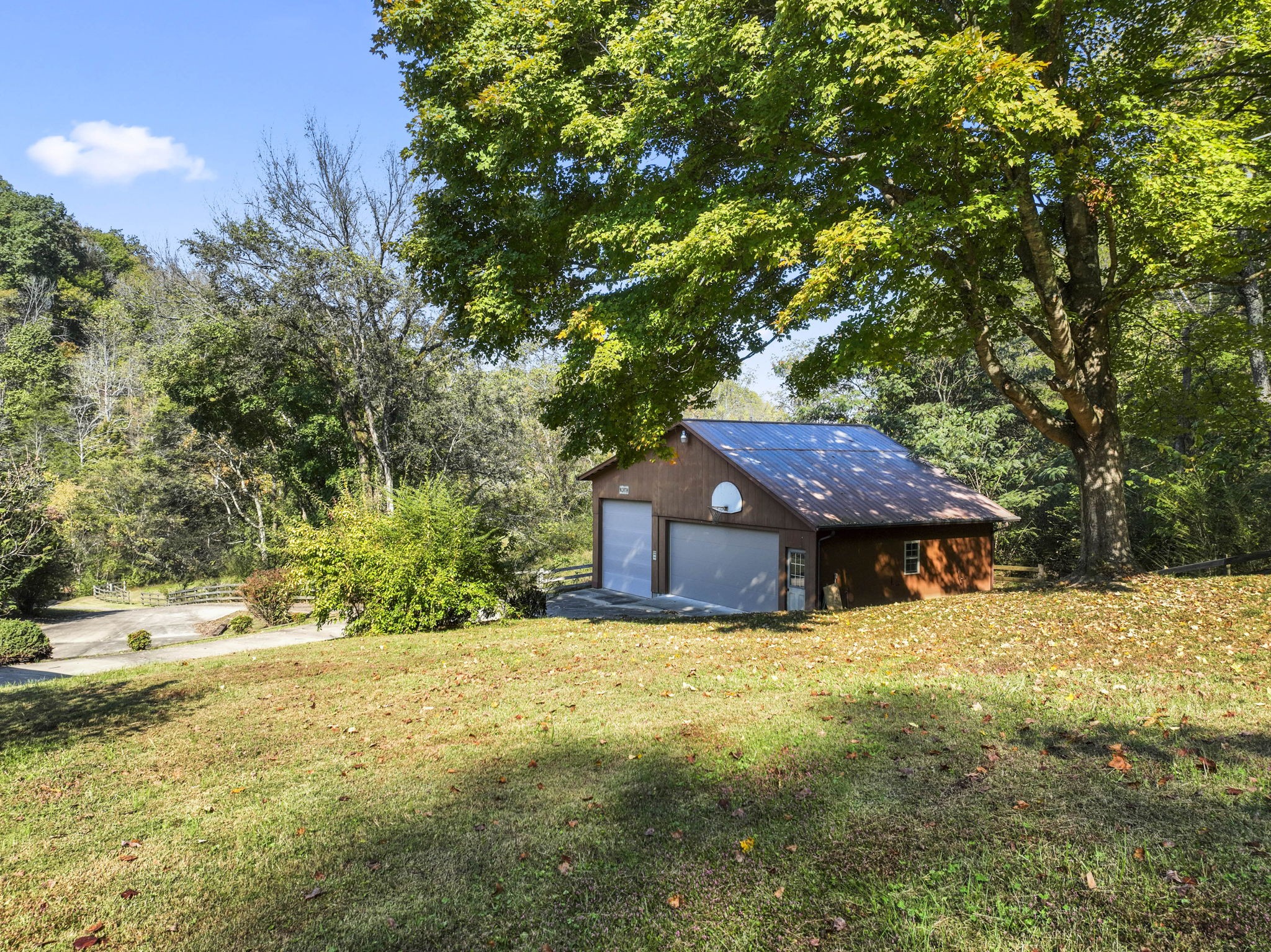 171 George Hill Road Manchester, TN 37355 - Photo 12 of 70 a view of a house with a yard