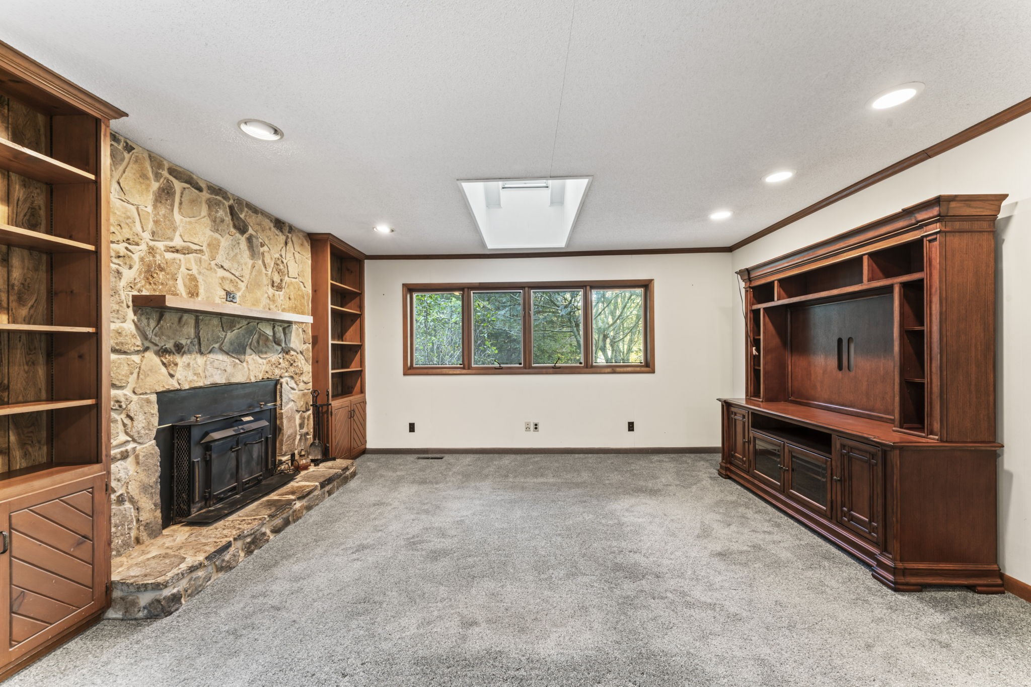 171 George Hill Road Manchester, TN 37355 - Photo 35 of 70 a view of an empty room with a fireplace and a window