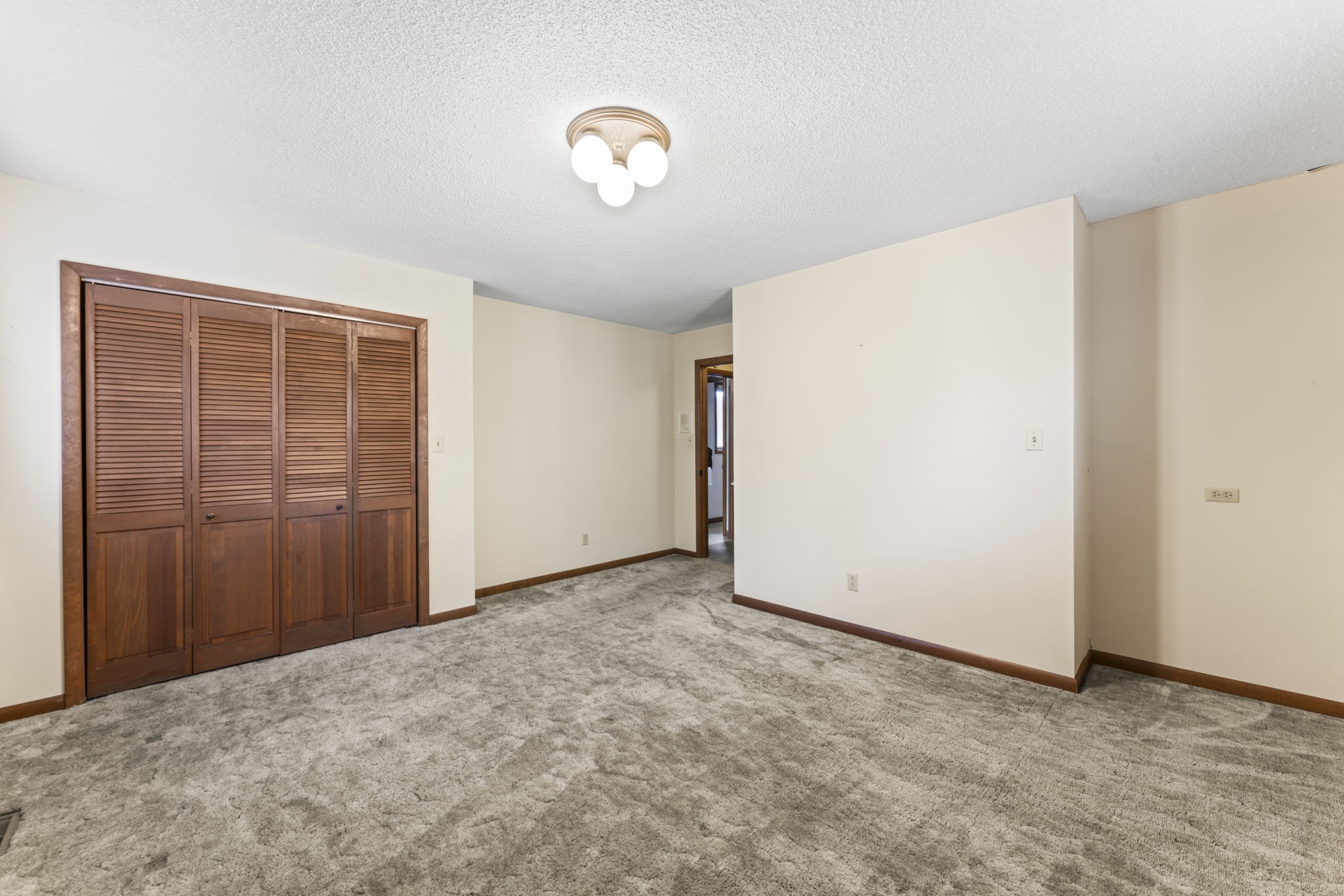 171 George Hill Road Manchester, TN 37355 - Photo 47 of 70 an empty room with windows