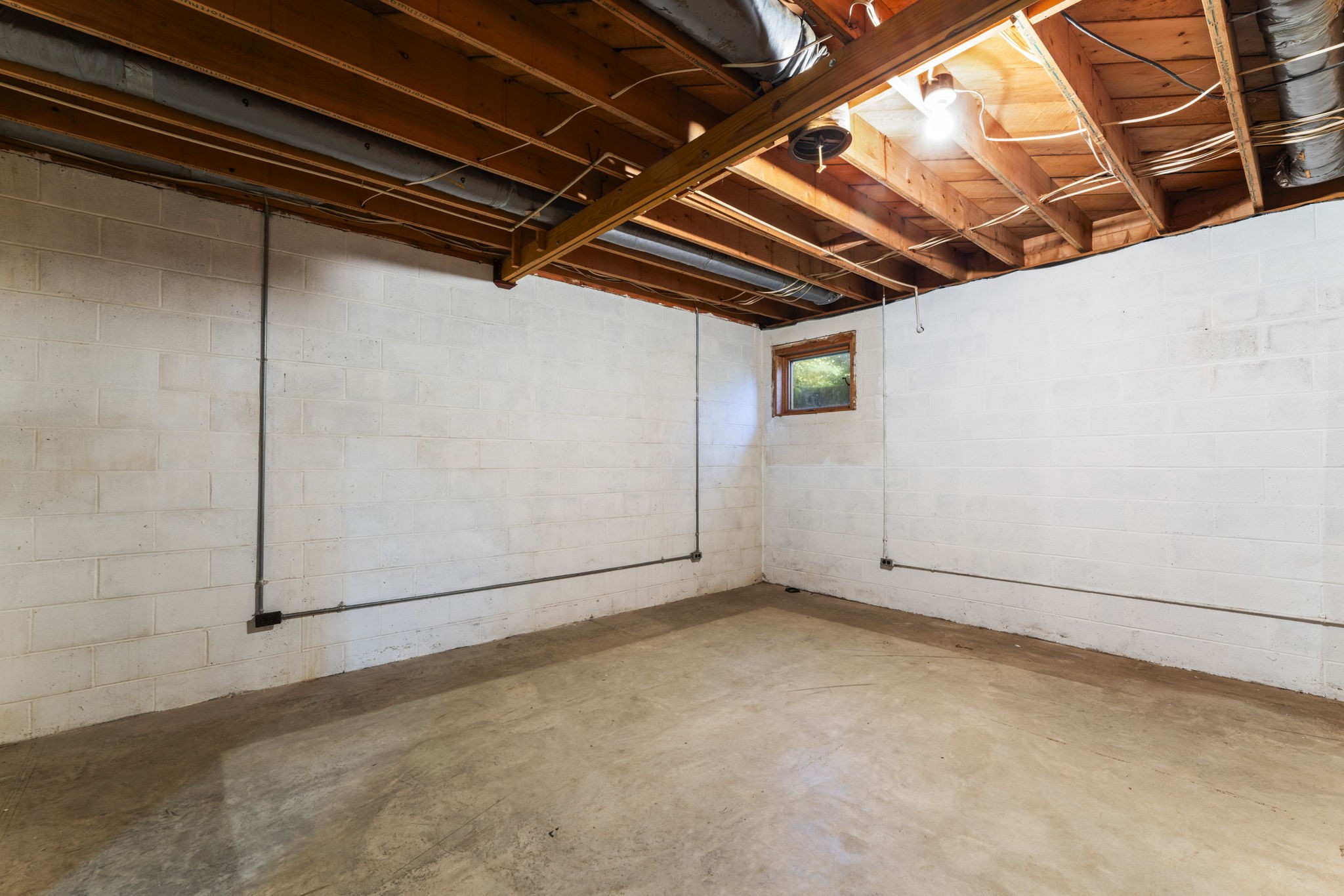 171 George Hill Road Manchester, TN 37355 - Photo 62 of 70 a view of an empty room