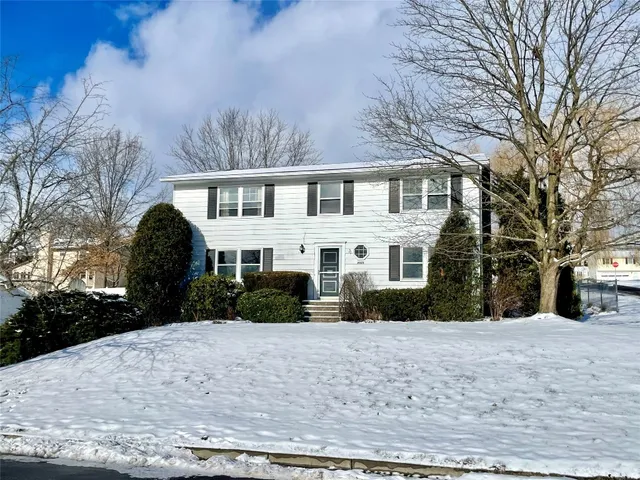 $249,900 | 2029 Kim Drive, Endicott, NY 13760
