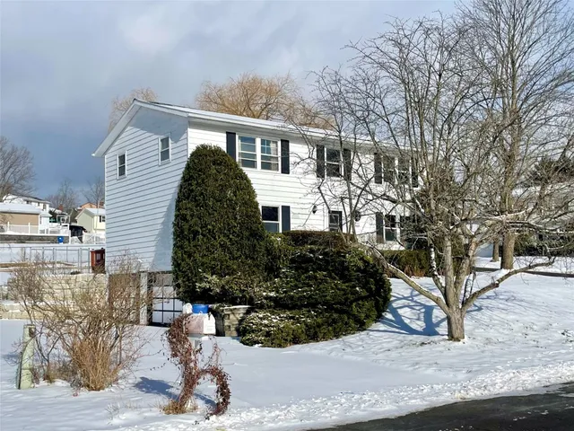 $249,900 | 2029 Kim Drive, Endicott, NY 13760