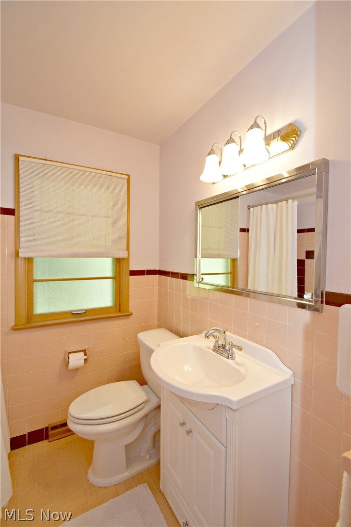 4380 West Sprague Road Cleveland, OH 44134 - Photo 12 of 17 Gallery Image 12
