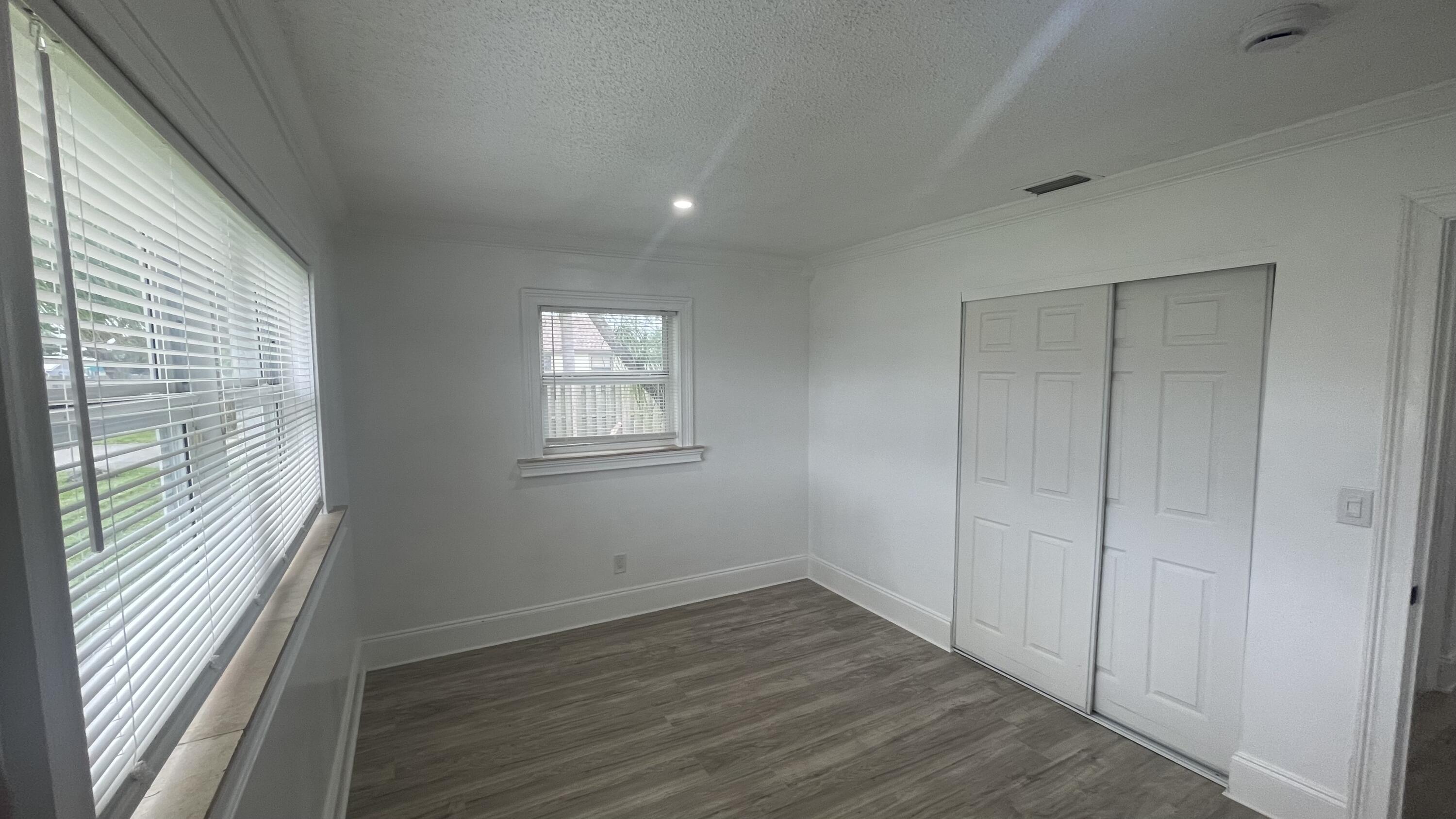 4779 Bonanza Road Lake Worth, FL 33467 - Photo 10 of 15 IMG_1891