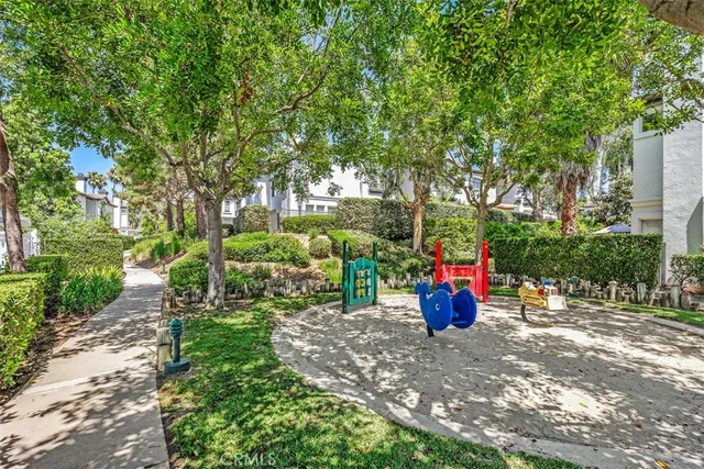 $675,000 | 61 Rabano, Rancho Santa Margarita, CA 92688