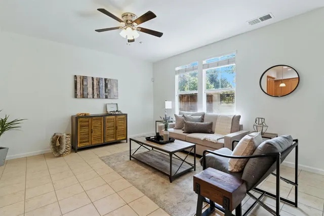 $549,900 | 274 West Gaspara Drive, Mountain House, CA 95391