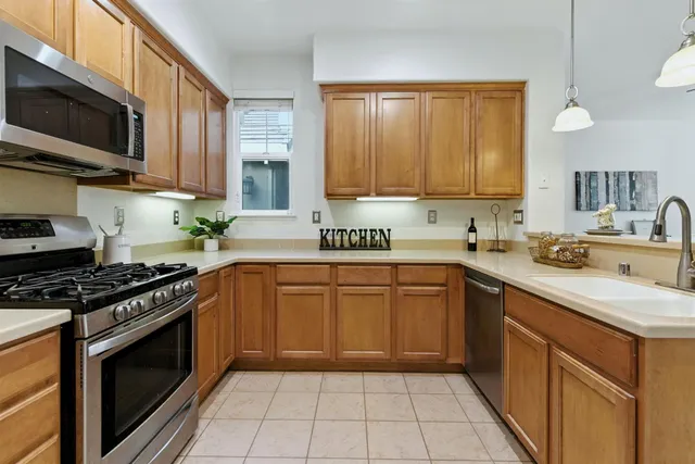 $549,900 | 274 West Gaspara Drive, Mountain House, CA 95391