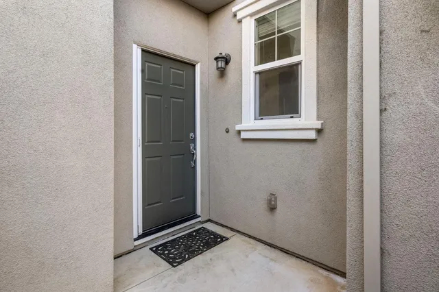 $549,900 | 274 West Gaspara Drive, Mountain House, CA 95391