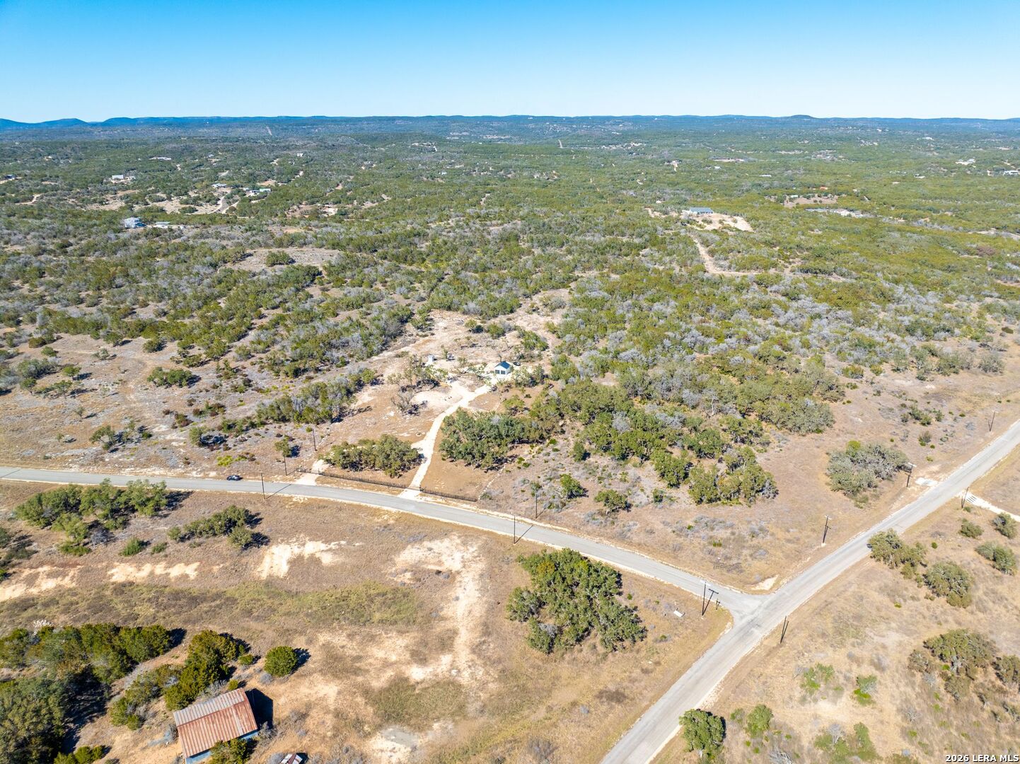 174 Crescent Ridge Hondo, TX 78861 - Photo 7 of 37
