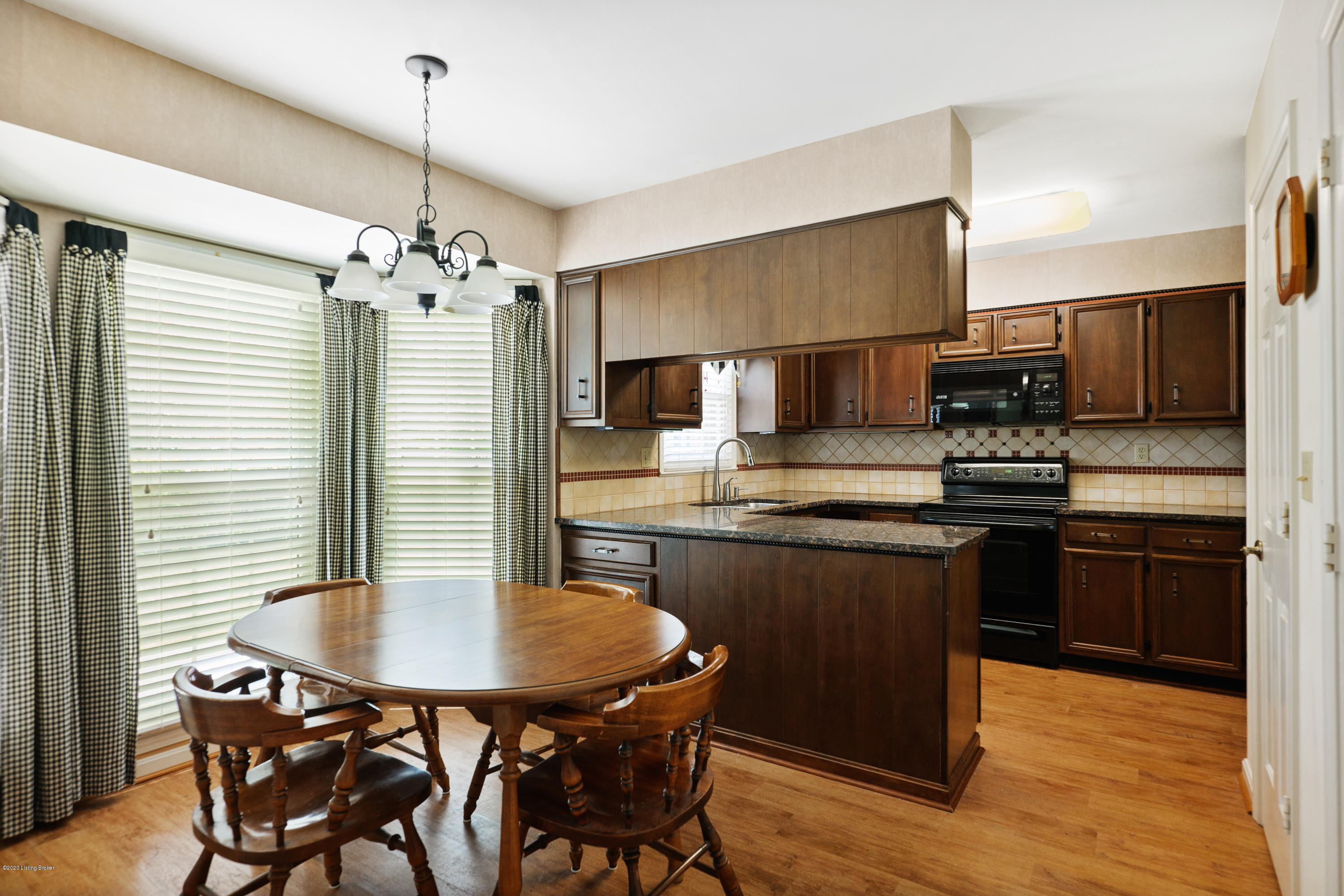 8900 Middle Pointe Road Louisville, KY 40241 - Photo 16 of 31 TF - MD - Middle Pointe (16 of 31)