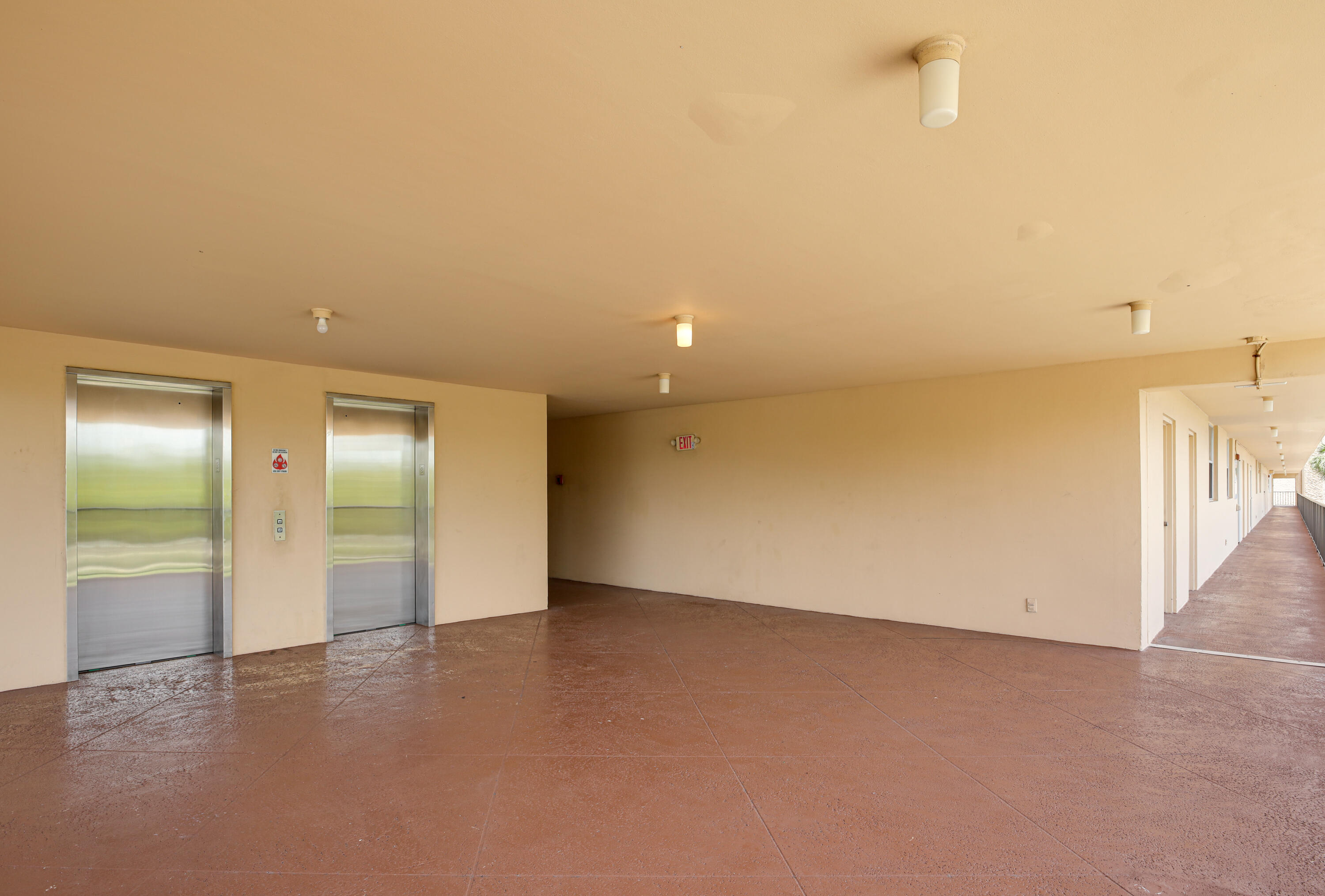 5961 Northwest 2nd Avenue, Unit 307 Boca Raton, FL 33487 - Photo 23 of 29 5961 NW 2nd Ave 307 (26)