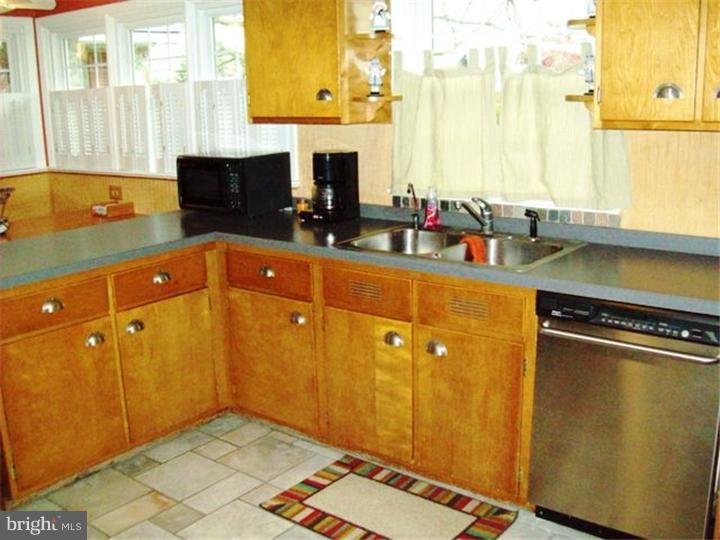 1678 County Line Road Bechtelsville, PA 19505 - Photo 15 of 25 Gallery Image 15