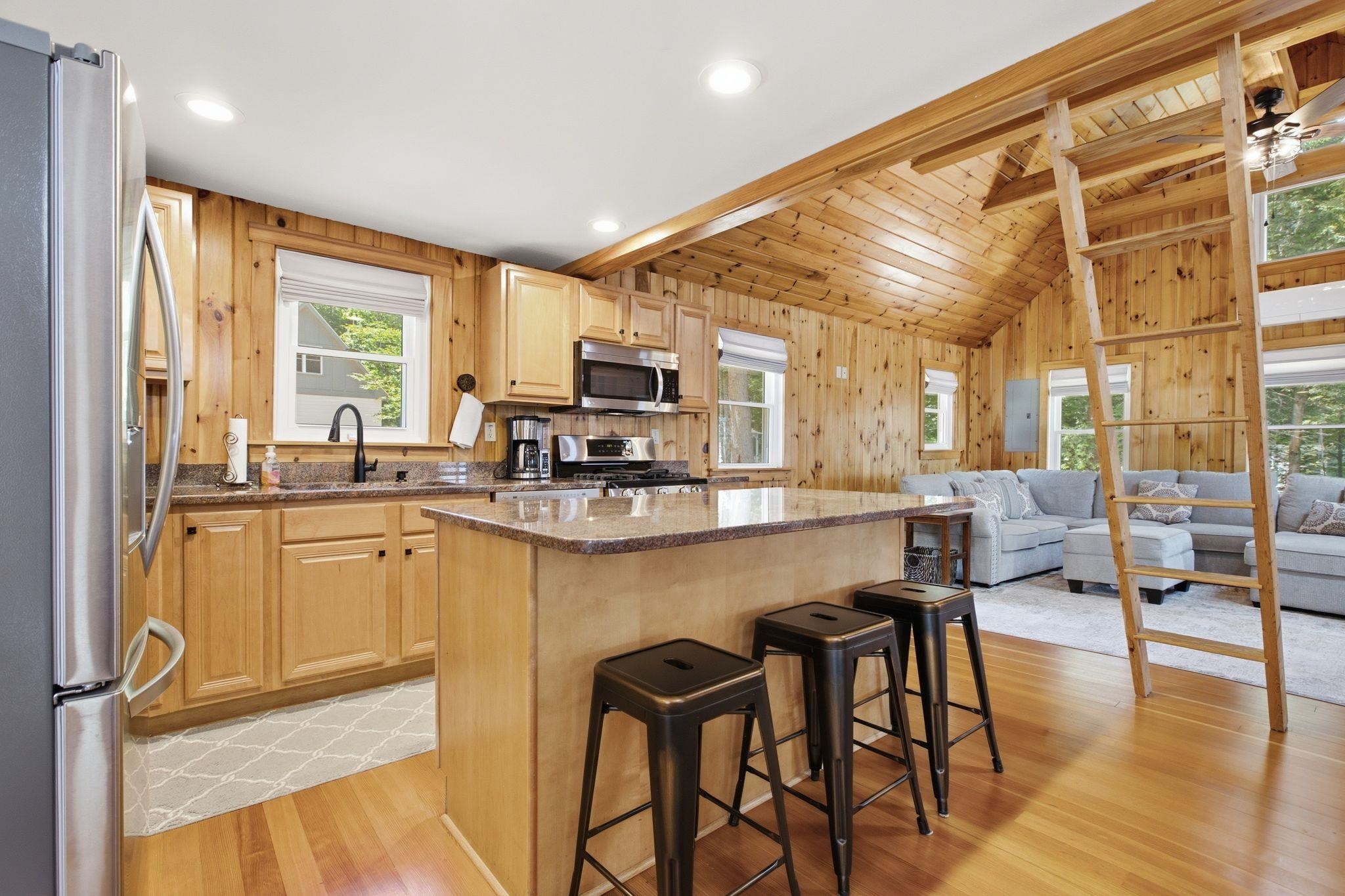 180 Point Road Wakefield, NH 03830 - Photo 15 of 60