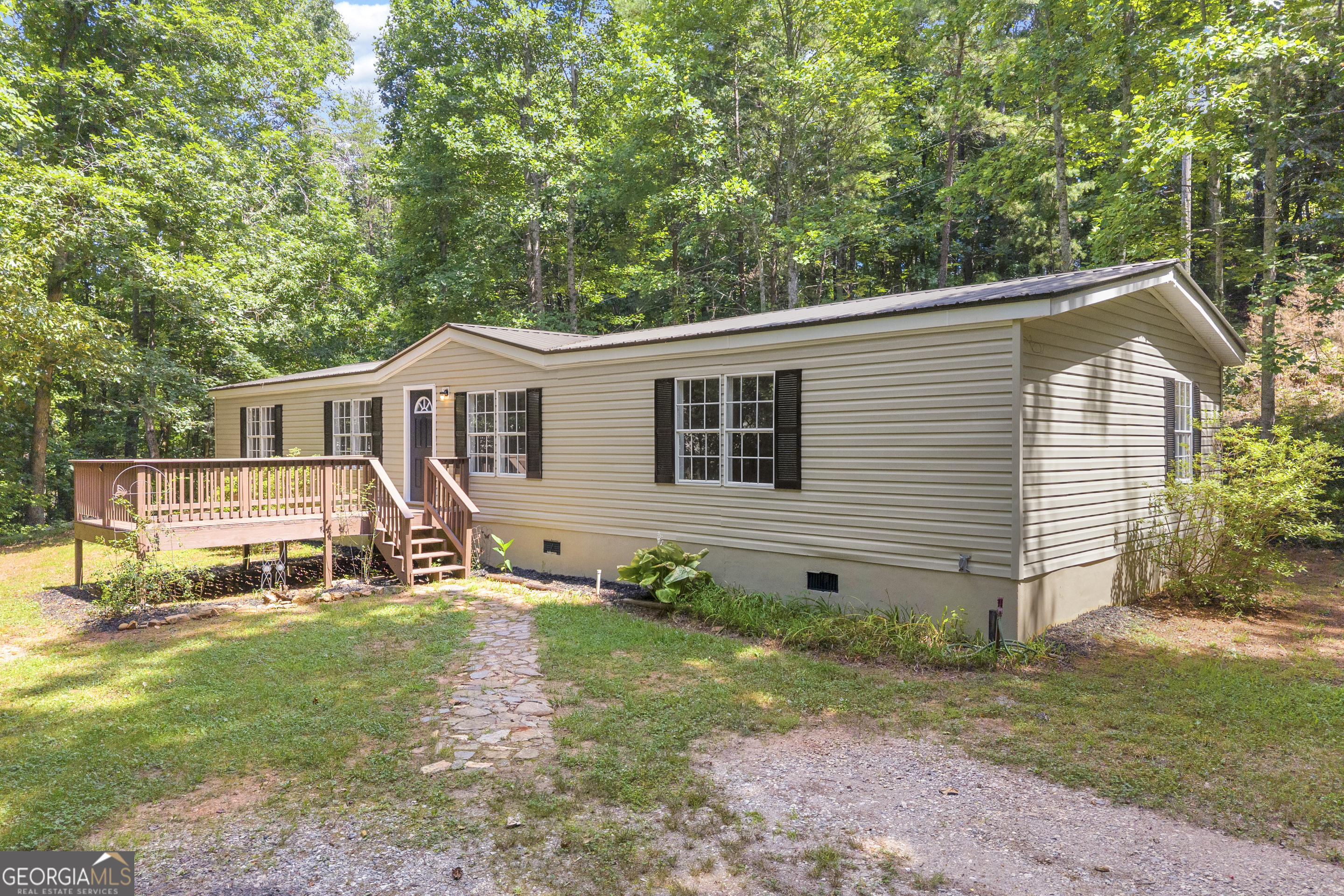 324 Paradise Valley Road Cleveland, GA 30528 - Photo 1 of 56