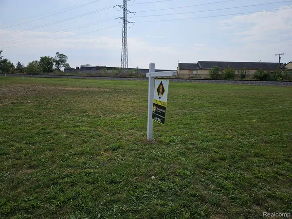 $94,900 | 7750 Morross, Dearborn, MI 48126