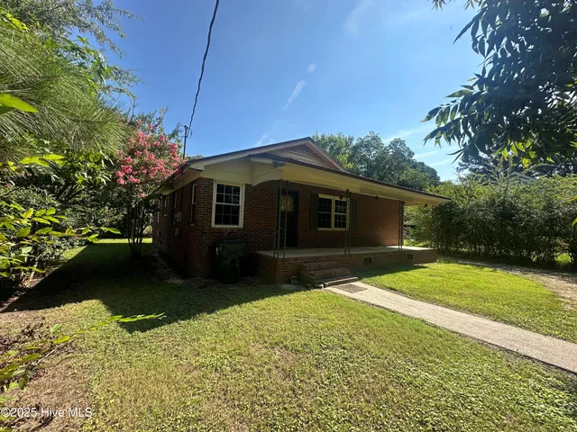 $99,000 | 449 East Jackson Street, Rich Square, NC 27869