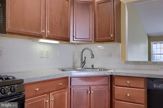 $429,900 | 18 Red Leaf Lane, Lancaster, PA 17602