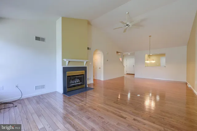 $429,900 | 18 Red Leaf Lane, Lancaster, PA 17602