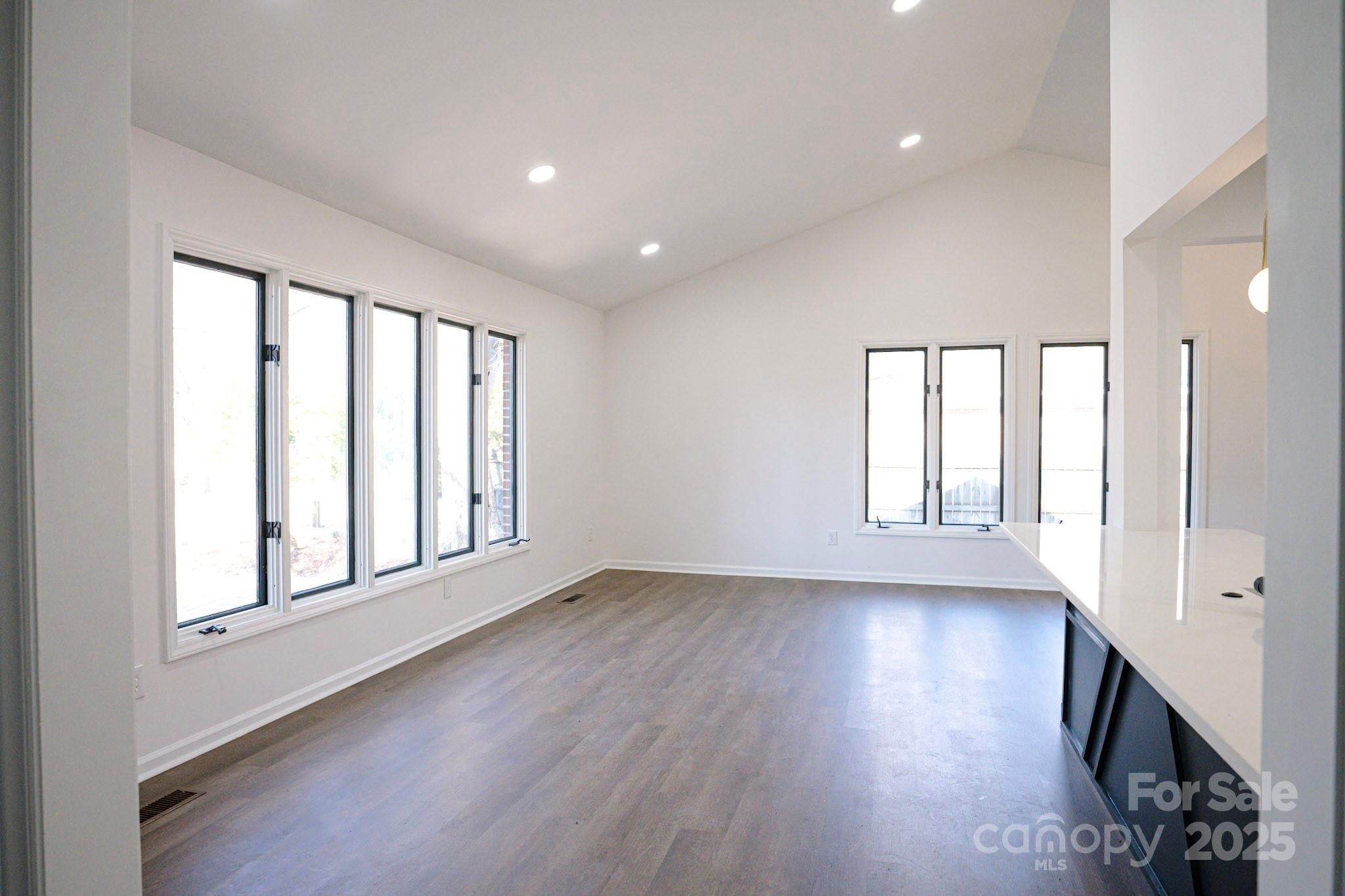 318 South Rhyne Street Dallas, NC 28034 - Photo 12 of 33 Gallery Image 12