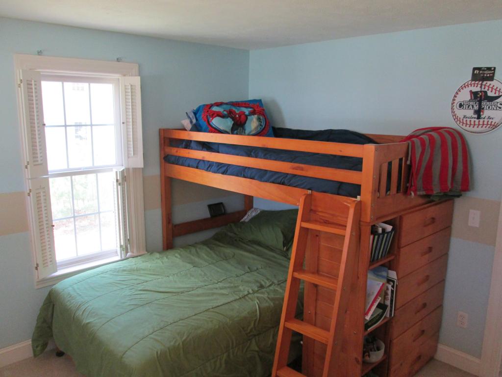 10 Rhodora Drive Amherst, NH 03031 - Photo 14 of 18
