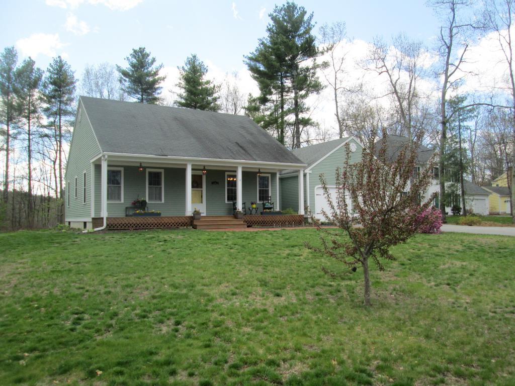 10 Rhodora Drive Amherst, NH 03031 - Photo 4 of 18