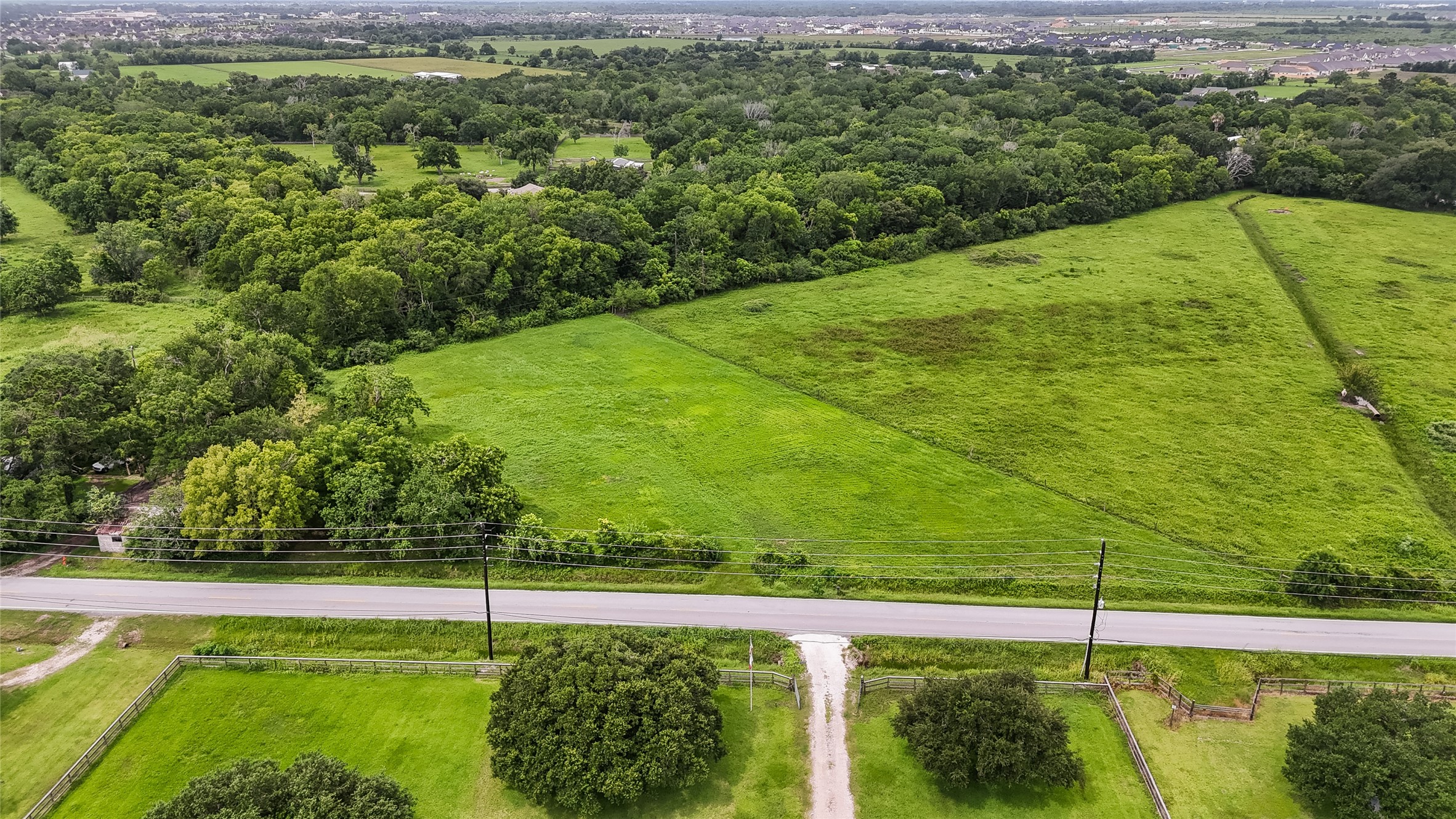 6510 Del Bello Road Manvel, TX 77578 - Photo 4 of 6