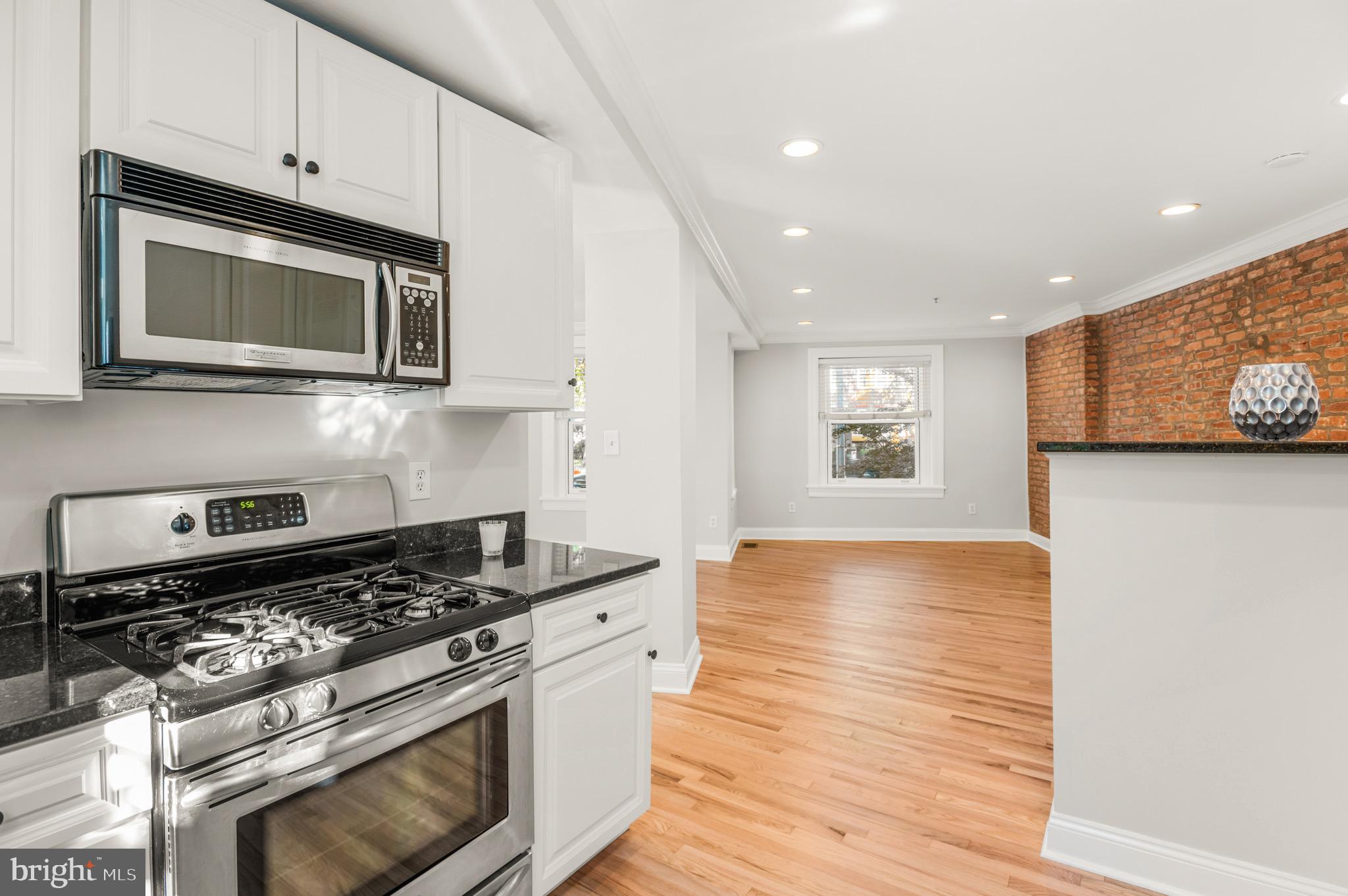 150 Rhode Island Avenue Northwest, Unit 103 Washington, DC 20001 - Photo 13 of 36 Kitchen