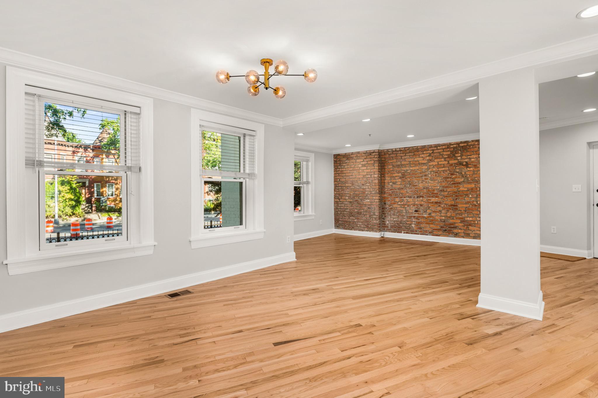 150 Rhode Island Avenue Northwest, Unit 103 Washington, DC 20001 - Photo 9 of 36 Living/Dining Area