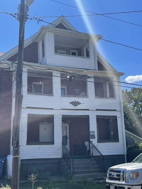 233-235 Centre Street Springfield, MA 01151 - Photo 4 of 4 Gallery Image 4