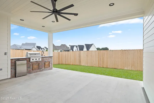 $499,900 | 302 Alexander Palm Avenue, Youngsville, LA 70592
