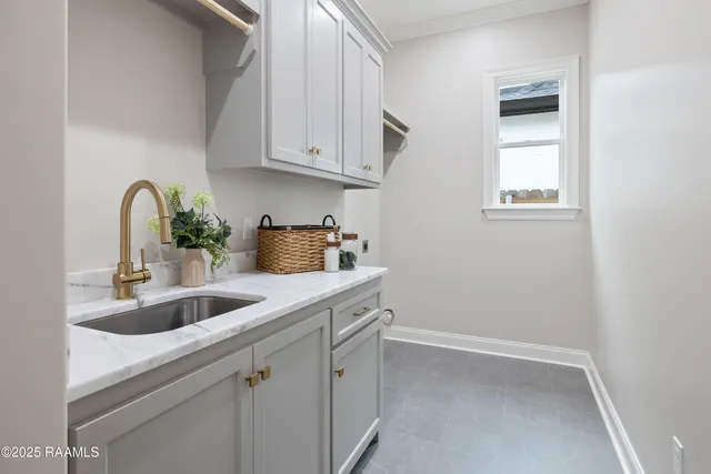 $499,900 | 302 Alexander Palm Avenue, Youngsville, LA 70592